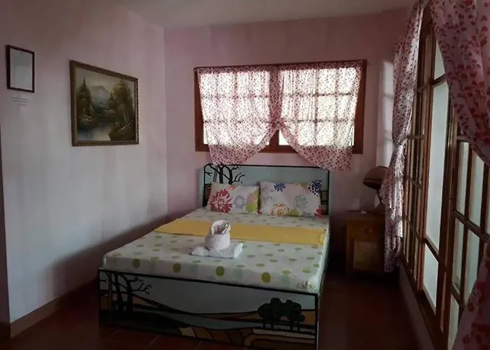 Bed & Breakfast Casa Moanna Pooc